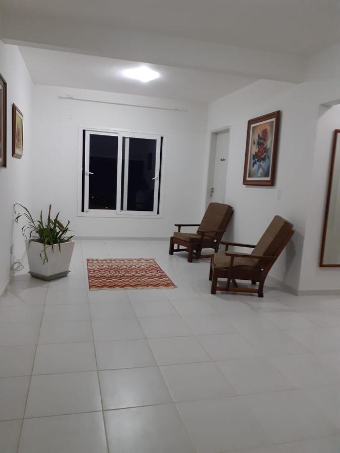 Guesthousebr Бомбиньяс Экстерьер фото