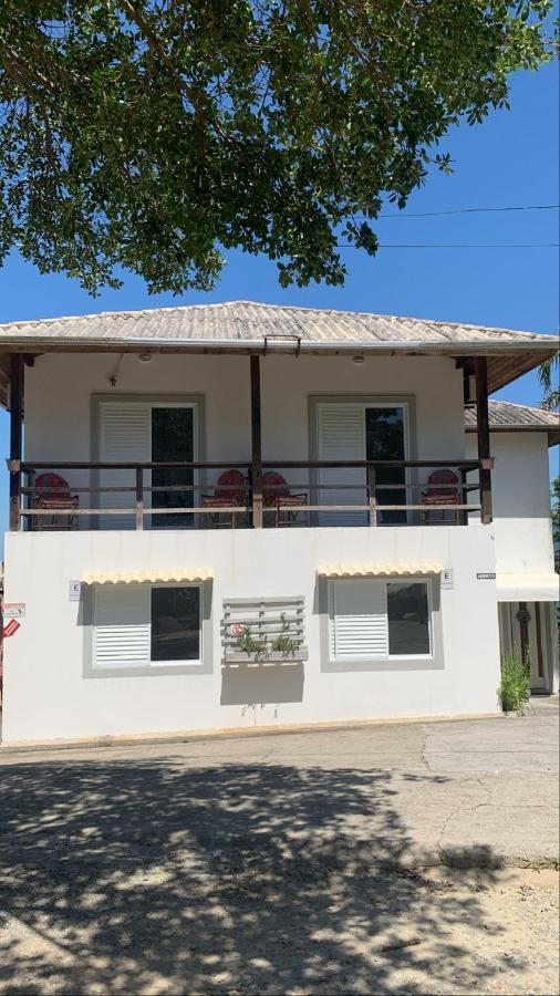 Guesthousebr Бомбиньяс Экстерьер фото